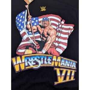 Hulk Hogan Mitchell & Ness WWE T-shirt Mens Sz Medium Patriotic Wrestlemania